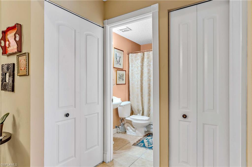 1702 Kings Lake BLVD Unit: 8-204