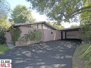 6134 JUMILLA Avenue Woodland Hills	91367