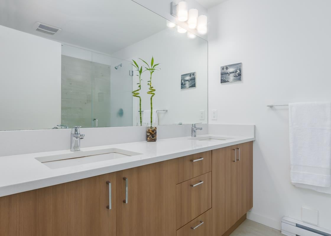 2-1188 Wilson Cres