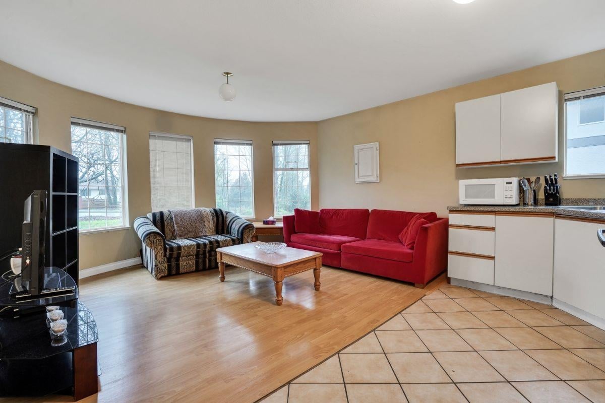 7562 Cariboo Road Rd, Burnaby