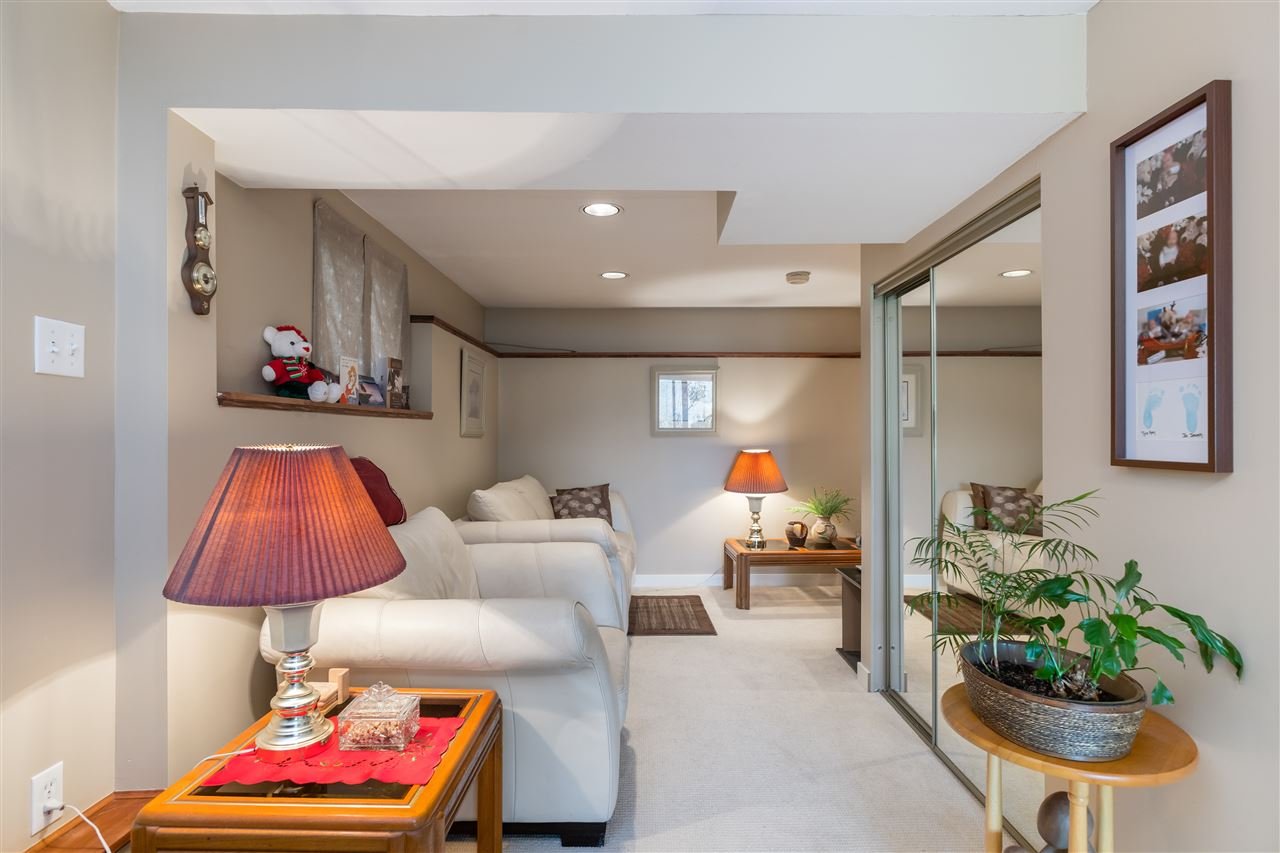 7247 Barnet Road, Burnaby