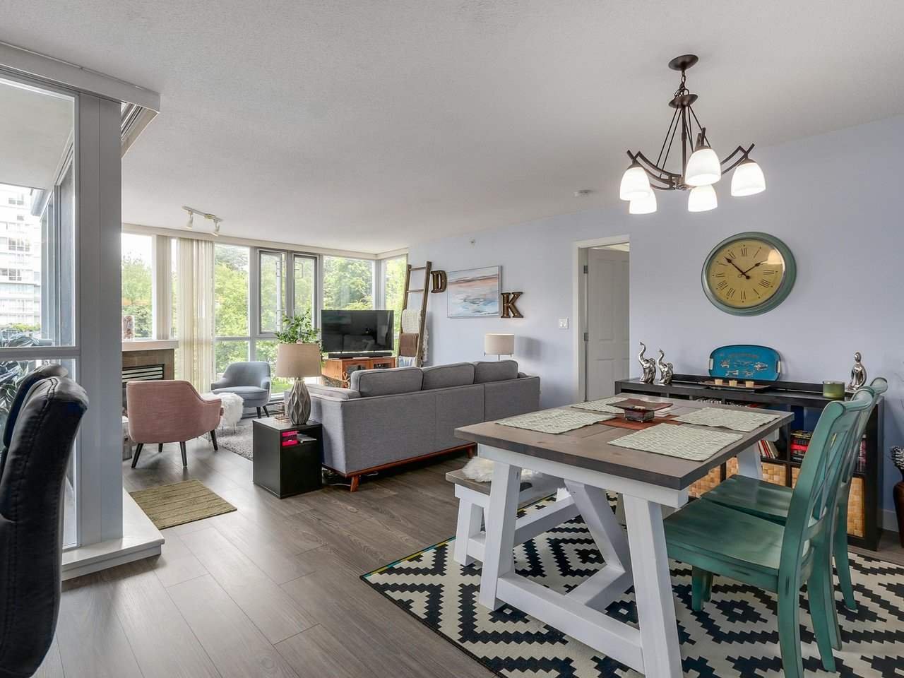 305-235 Guildford Wy