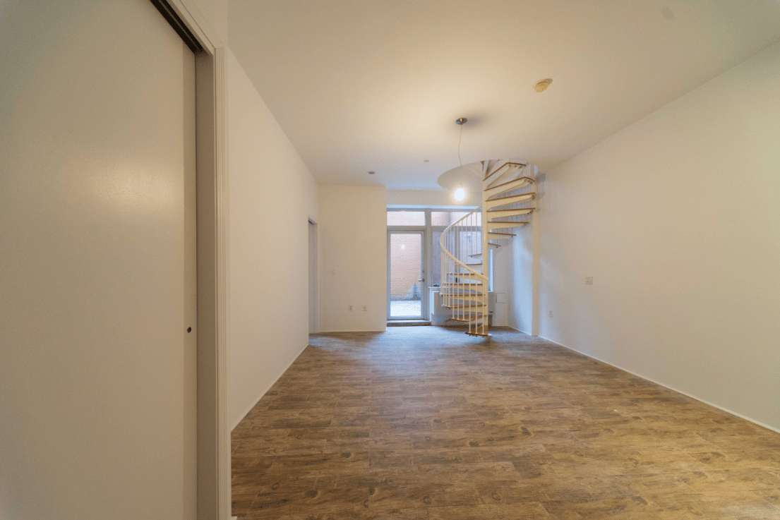 502 Ninth Avenue, Apt 1-B