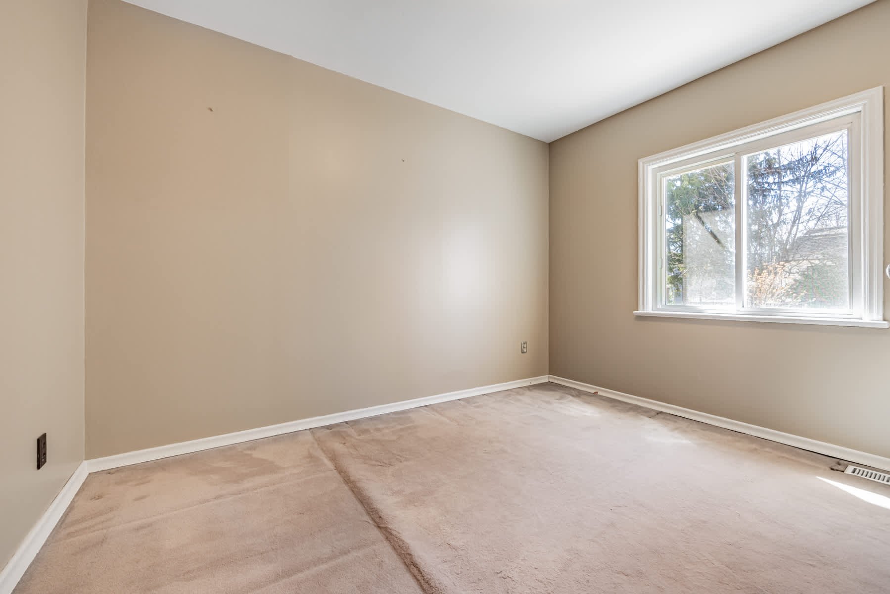 1578 Kenmuir Avenue
