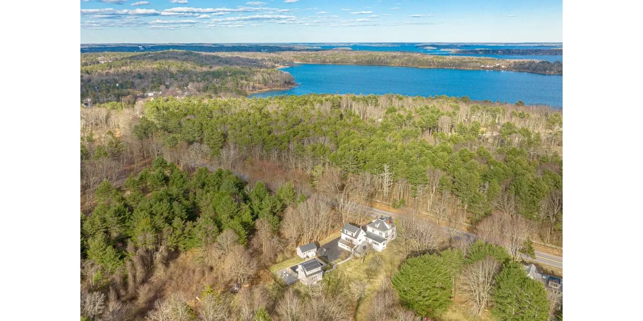 Home for Sale – 186 Foreside Road, Cumberland, Maine – $1,595,000