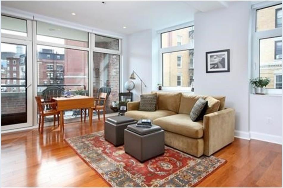 300 Commercial Street #208