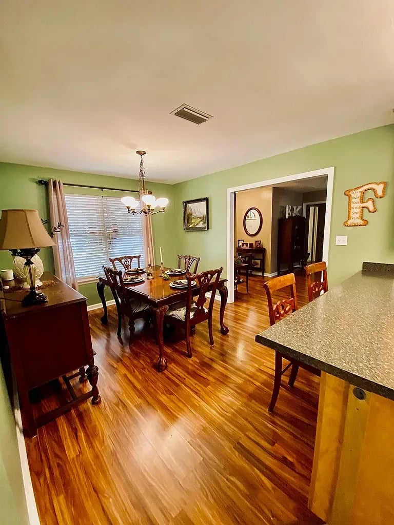 1408 Bay Tree Rd