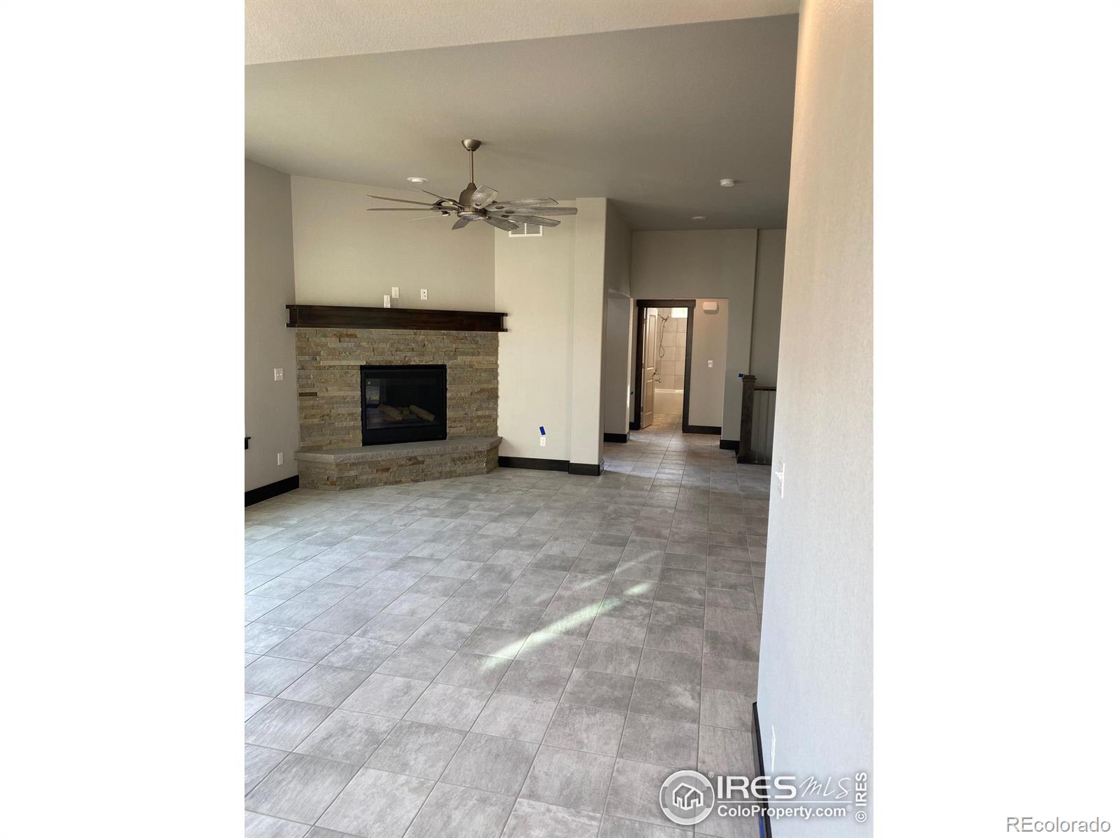 3711 Saguaro Dr