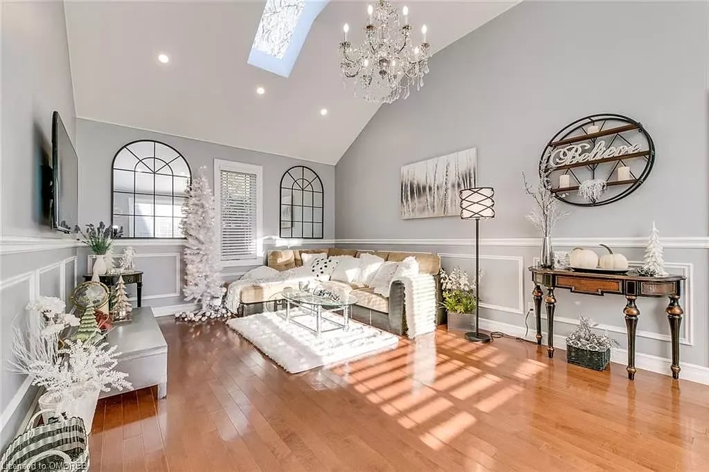 8 Kingswood Rd