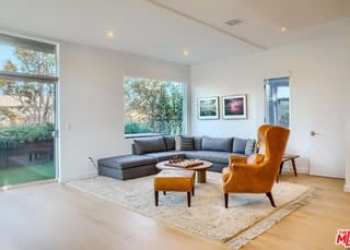 507 Orlando Ave, Unit 301