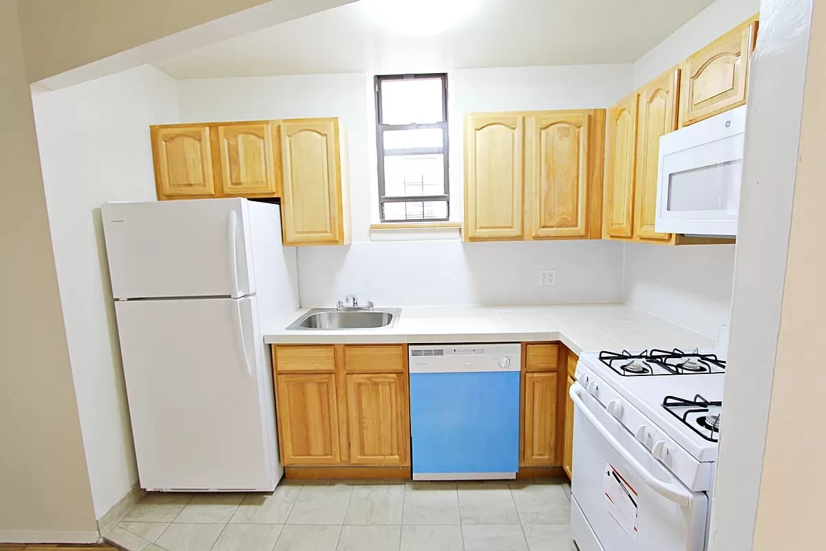 111 Tudor Place Unit: 6E