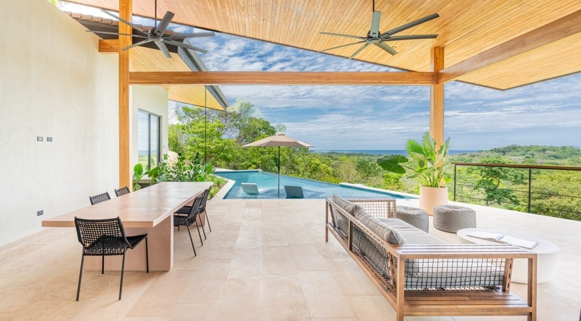 Private Modern Infinity Pool Villa, Tamarindo, Guanacaste