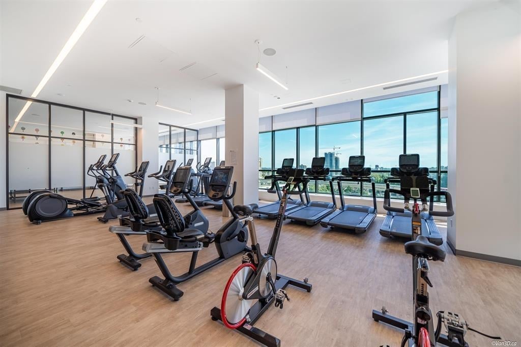 1305-3809 Evergreen Pl