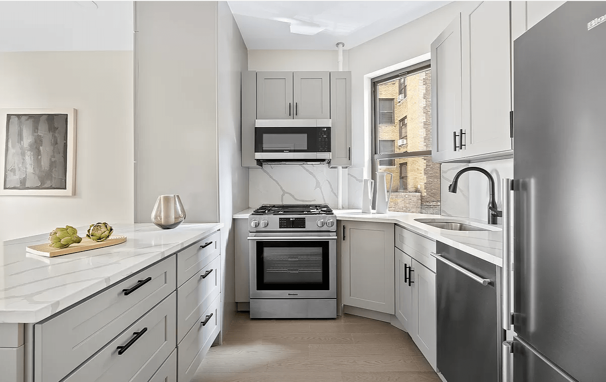 211 West 88th St Apt. 2A