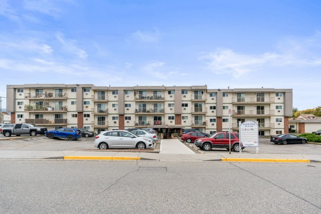 318-3304 35 Ave