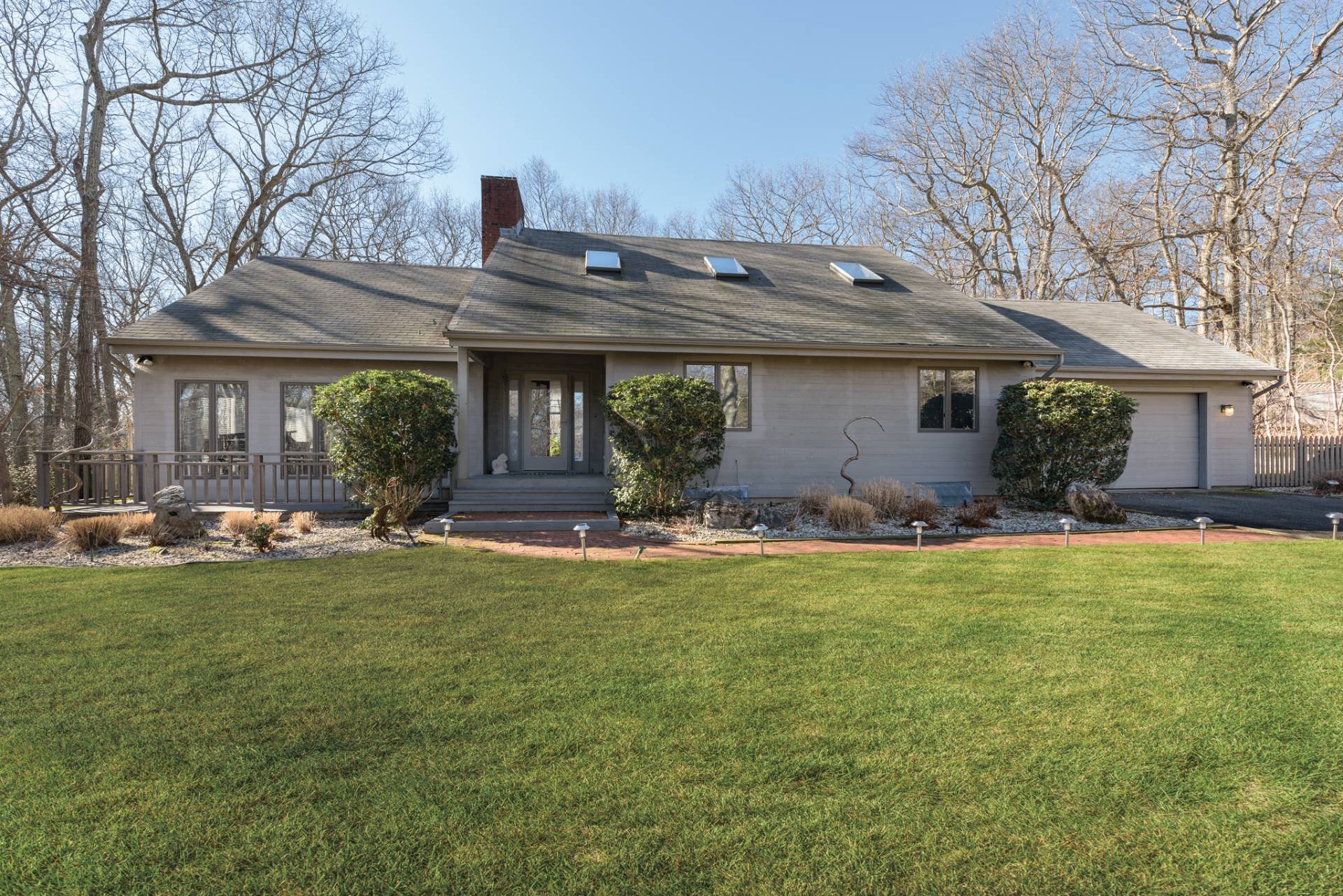 Sag Harbor/North Side Hills Contemporary