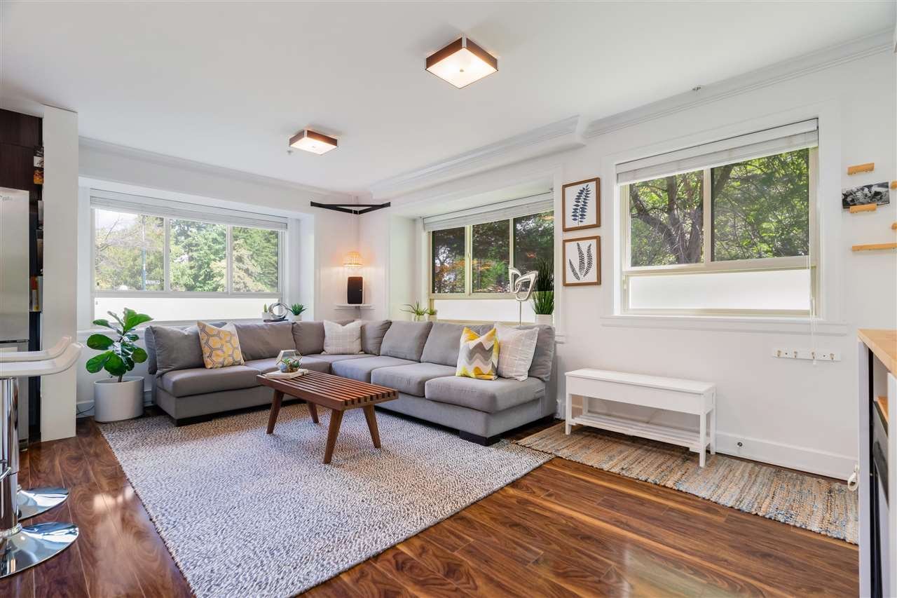 99 N Garden Dr