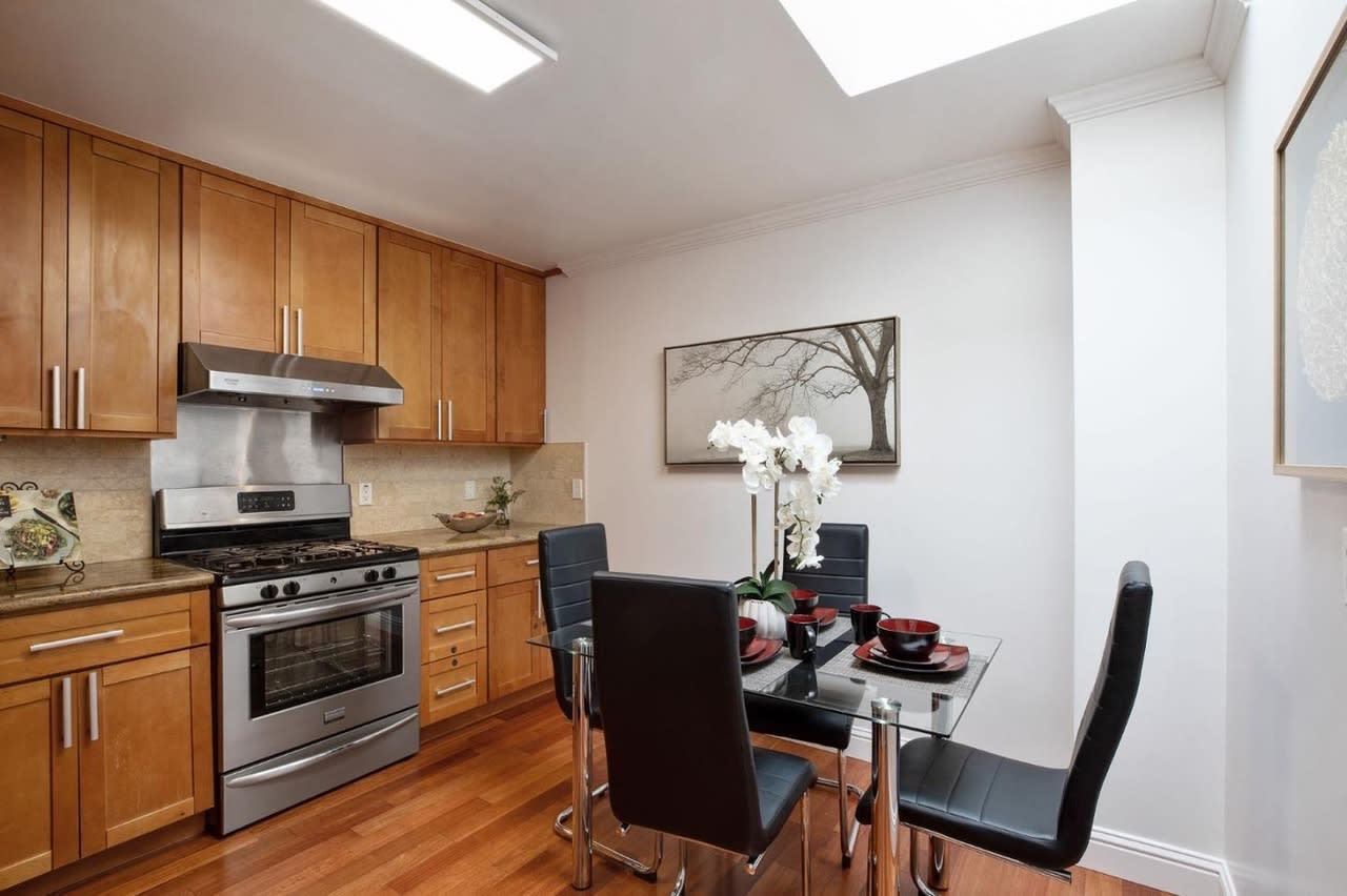 380 Miriam St  Daly City, CA 94014