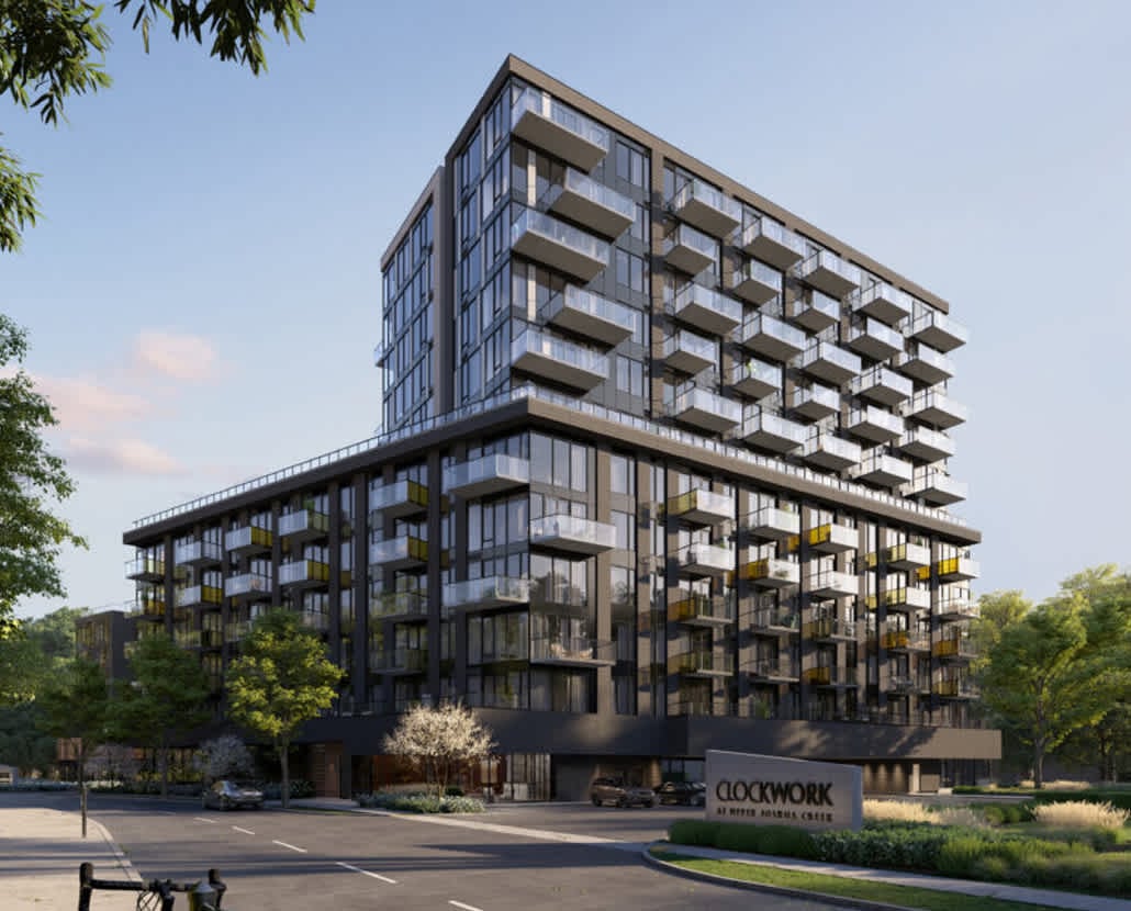 917 – 1415 Dundas St E