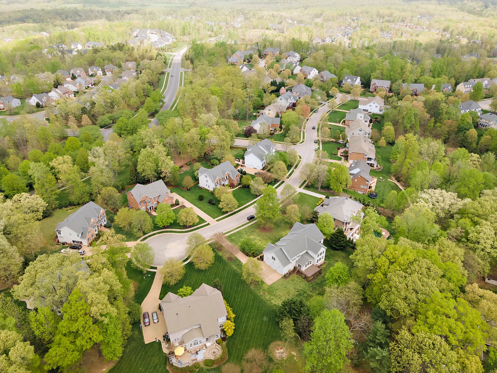 2907 Calcutt Drive