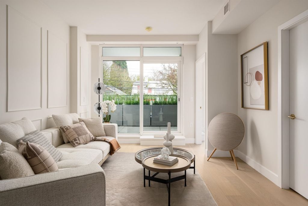 3668 W 10th Avenue 202, Vancouver