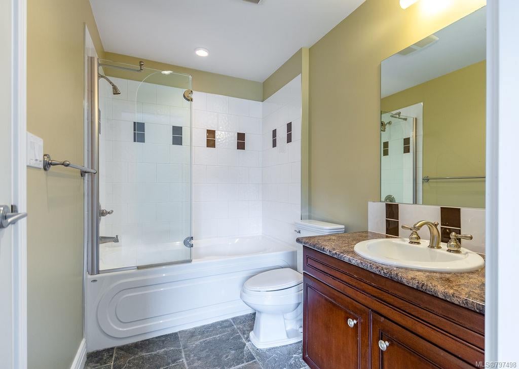 320-1325 Bear Mountain Pkwy