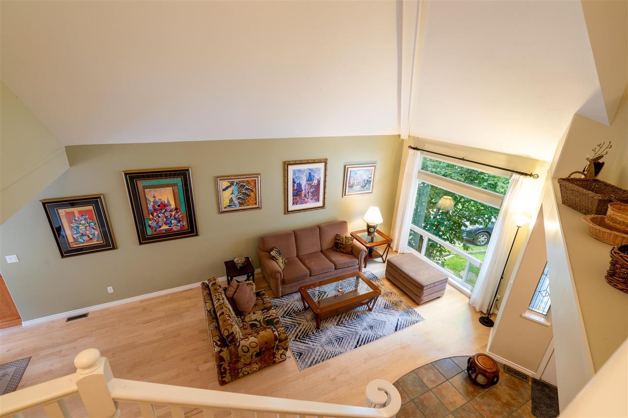 1407 Vistaview Ct
