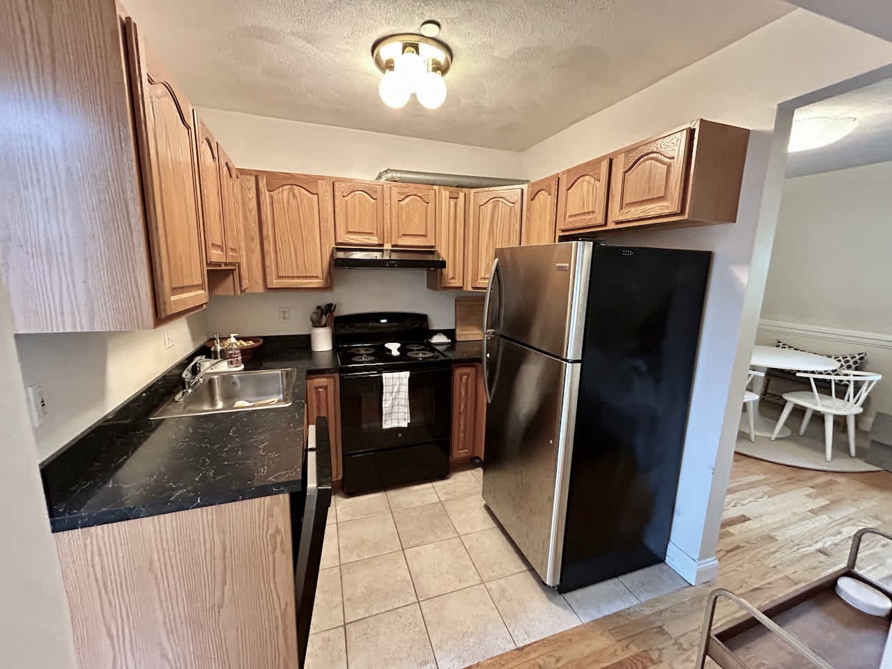 South End - Penthouse 1 bed 1 bath w. Central air/heat & Laundry! 