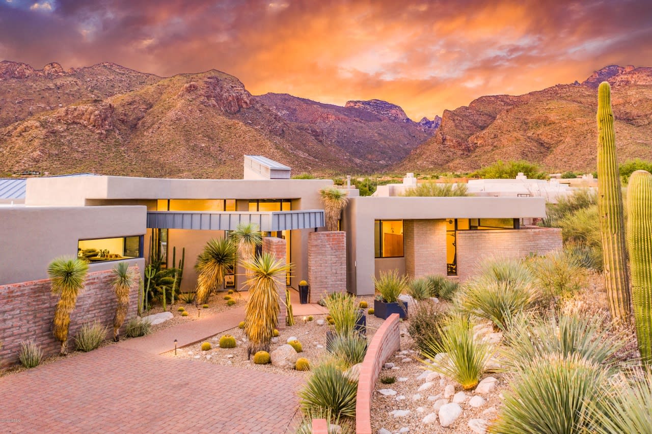 Pima Canyon Contemporary