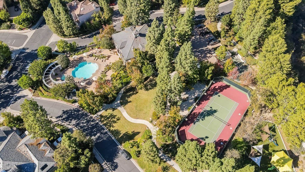 11804 Henley Ln
