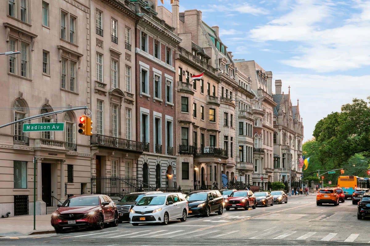 12 E 79th St, Townhouse