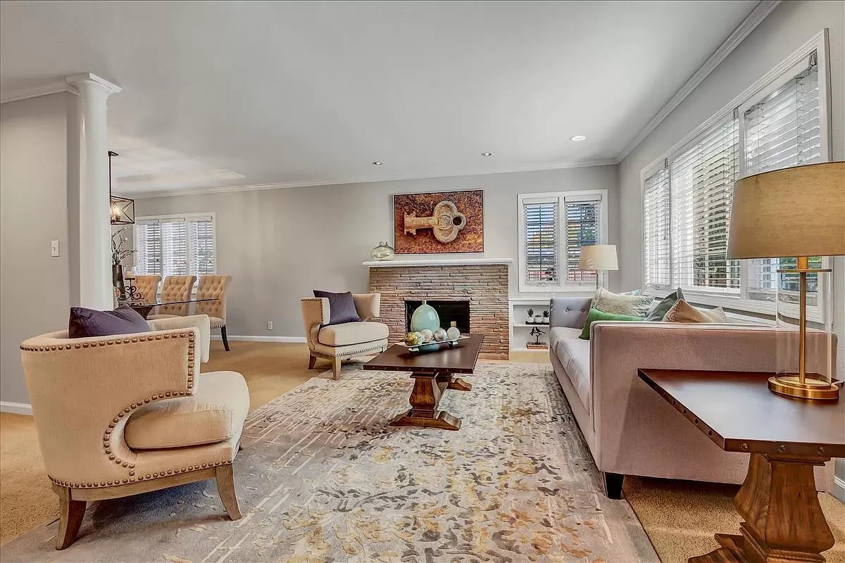 483 Cuesta Dr