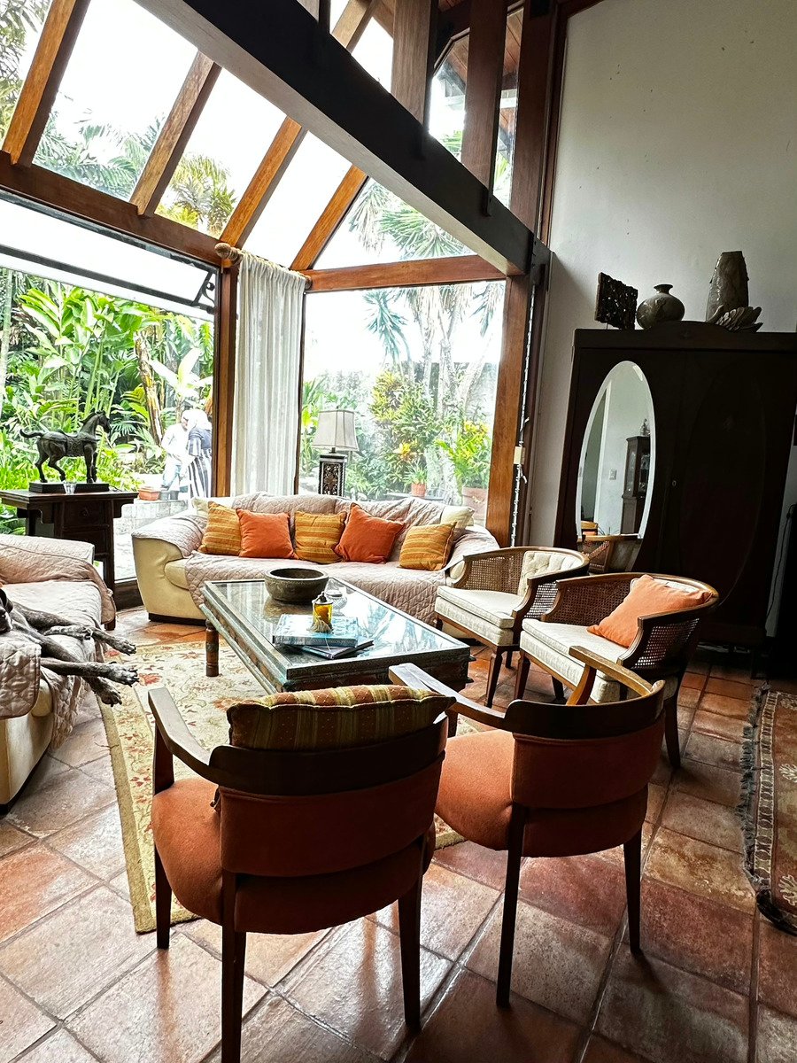 Artisan Colonial Family Home, Curridabat, San Jose