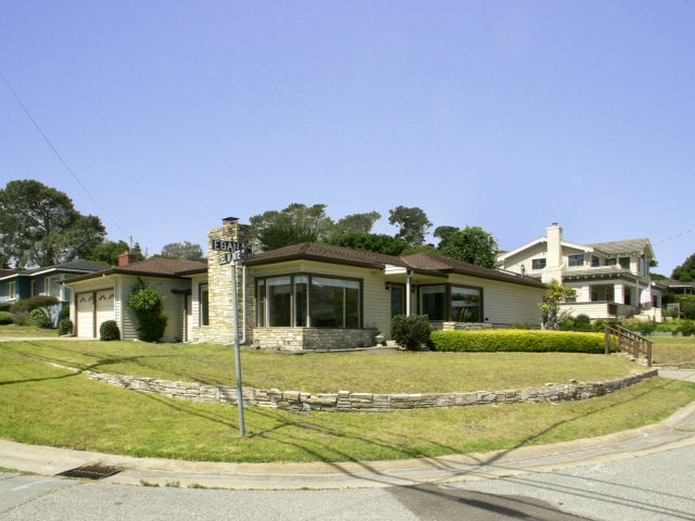 Breathtaking Bay and Golf Course Views
