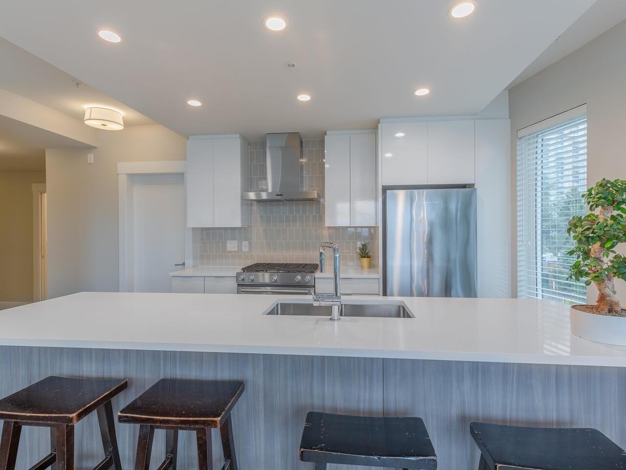 309-1496 Charlotte Rd