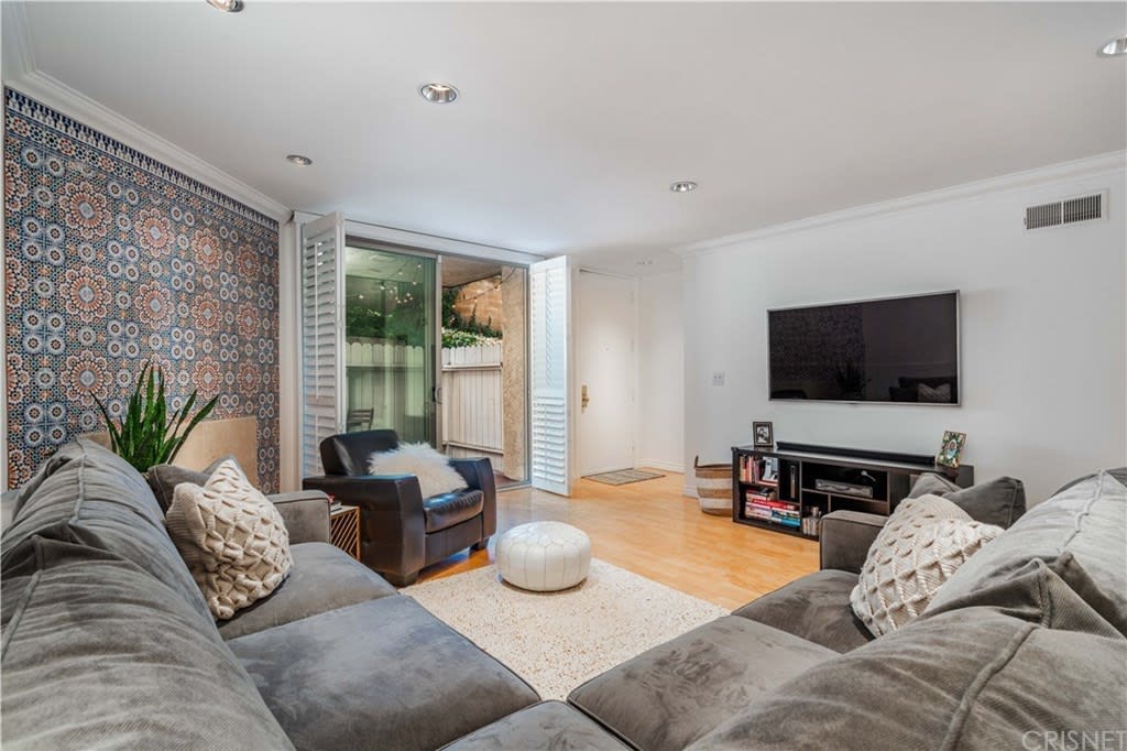 4832 Balboa Ave Unit B