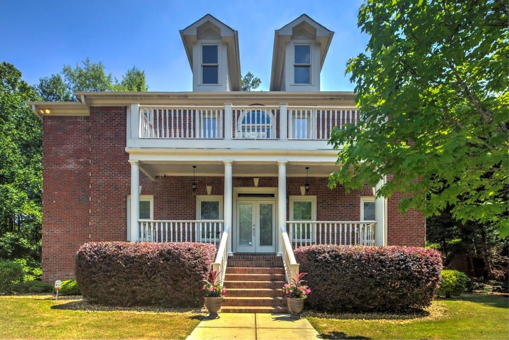 3105 Horseshoe Springs Dr