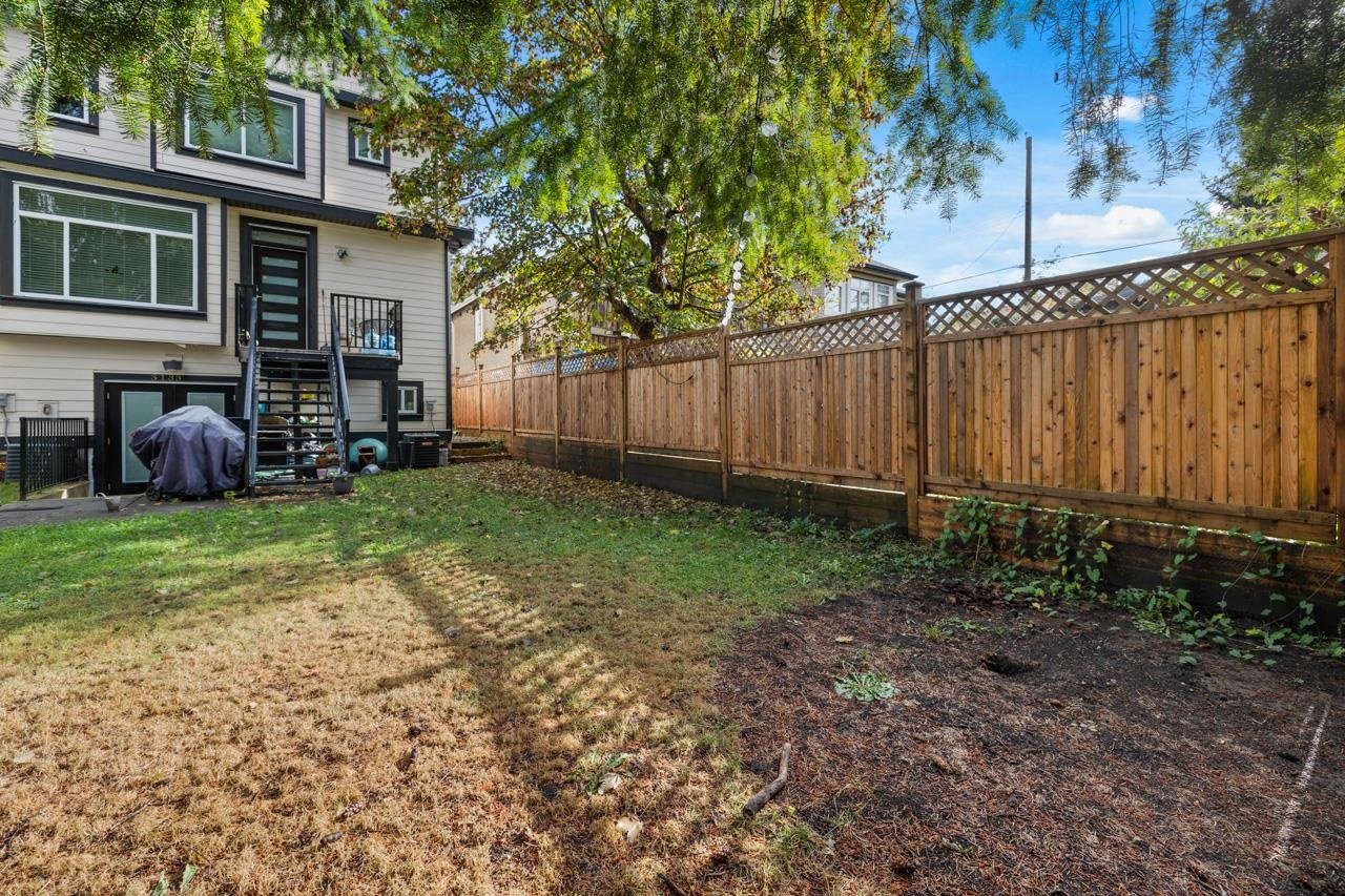 3143 Glen Dr