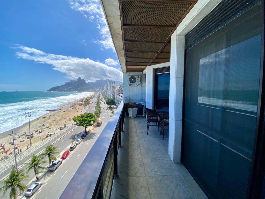 Flat for sale in Ipanema beach