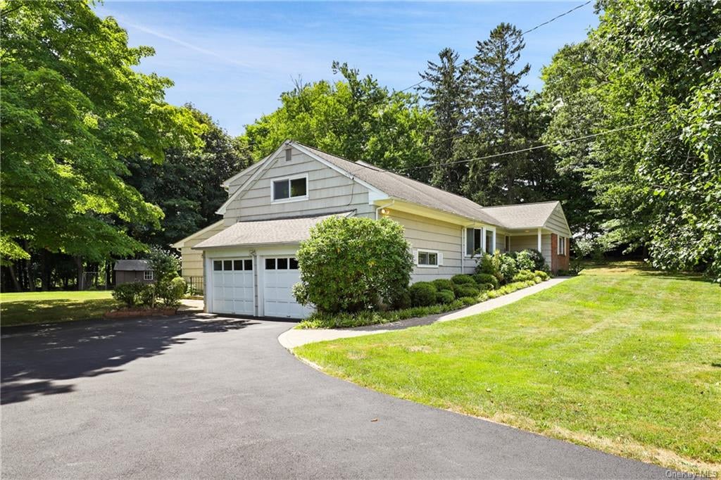 1 Upland Lane