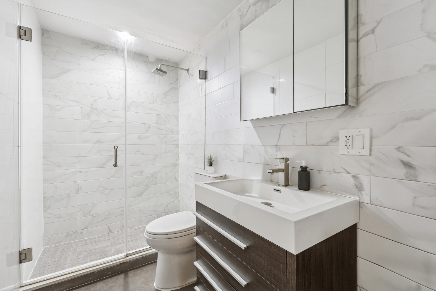 98 Cooper Street, Apt 1