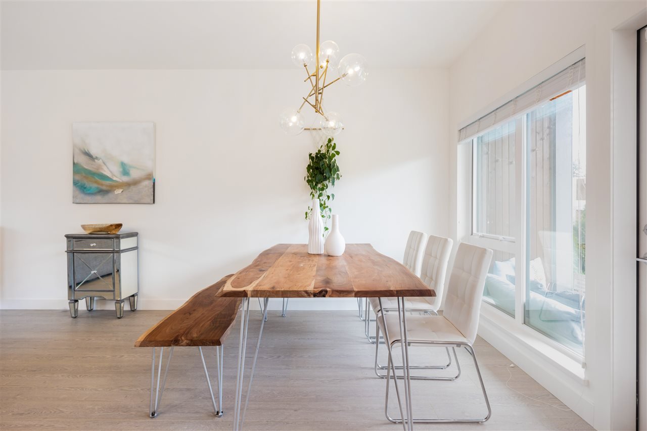 43-3596 Salal Dr