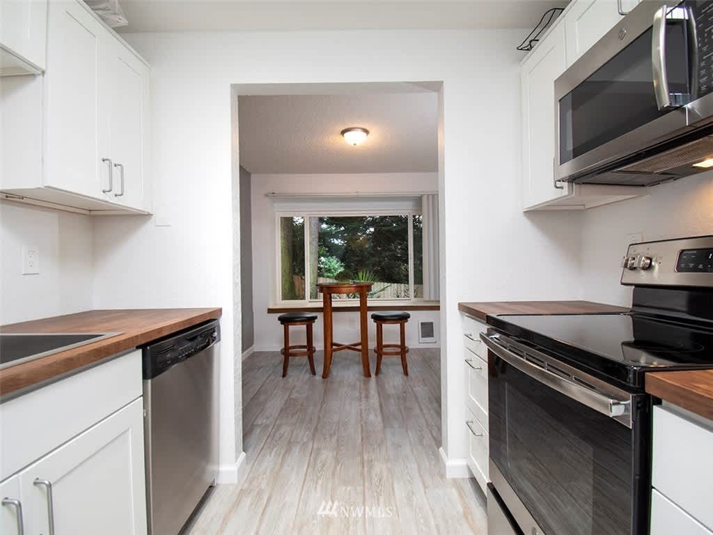 8418 240th St SW Unit A104
