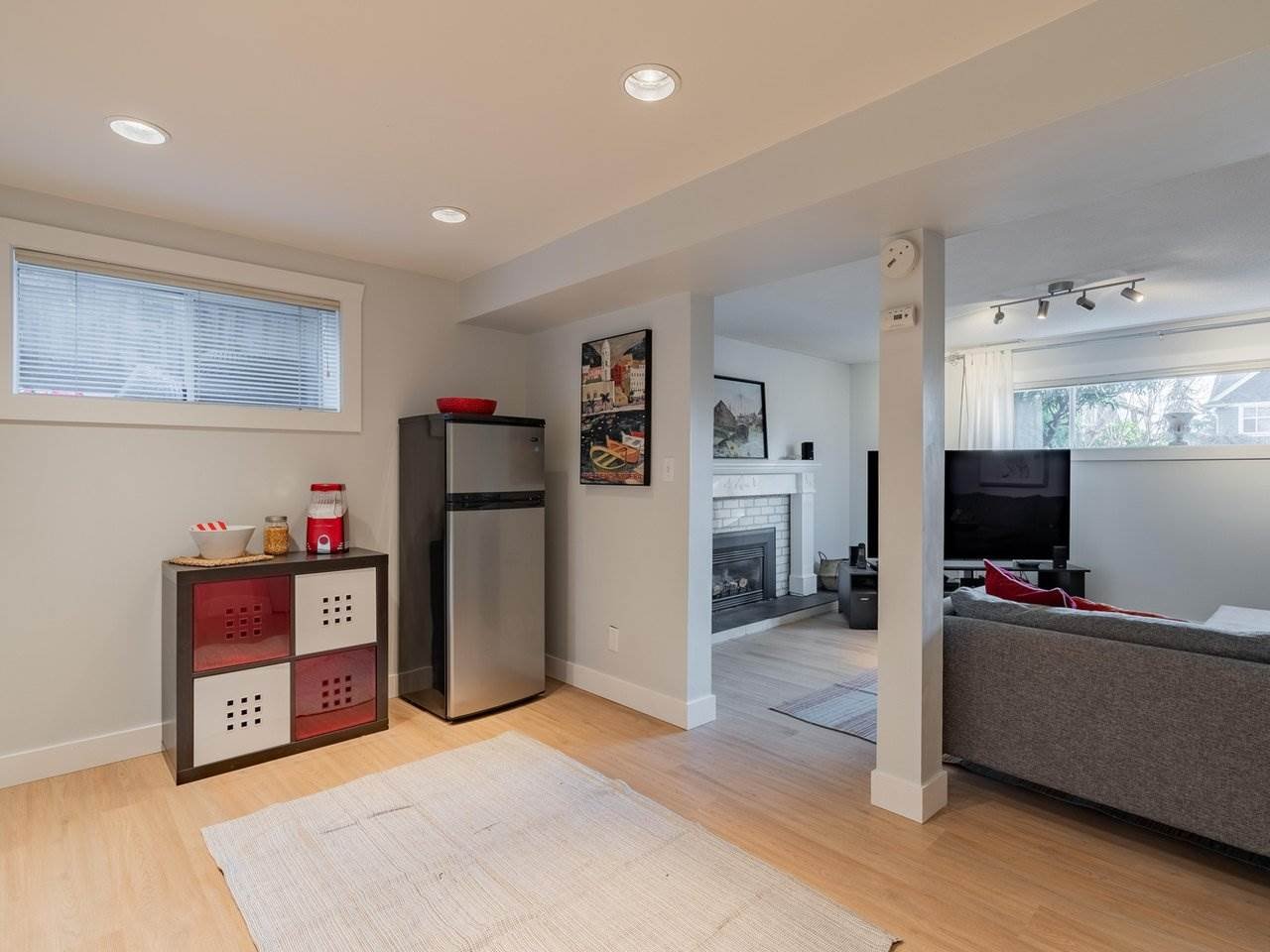 480 W Kings Rd