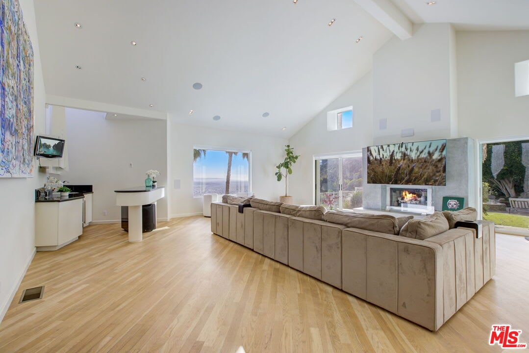 Ridge Villa