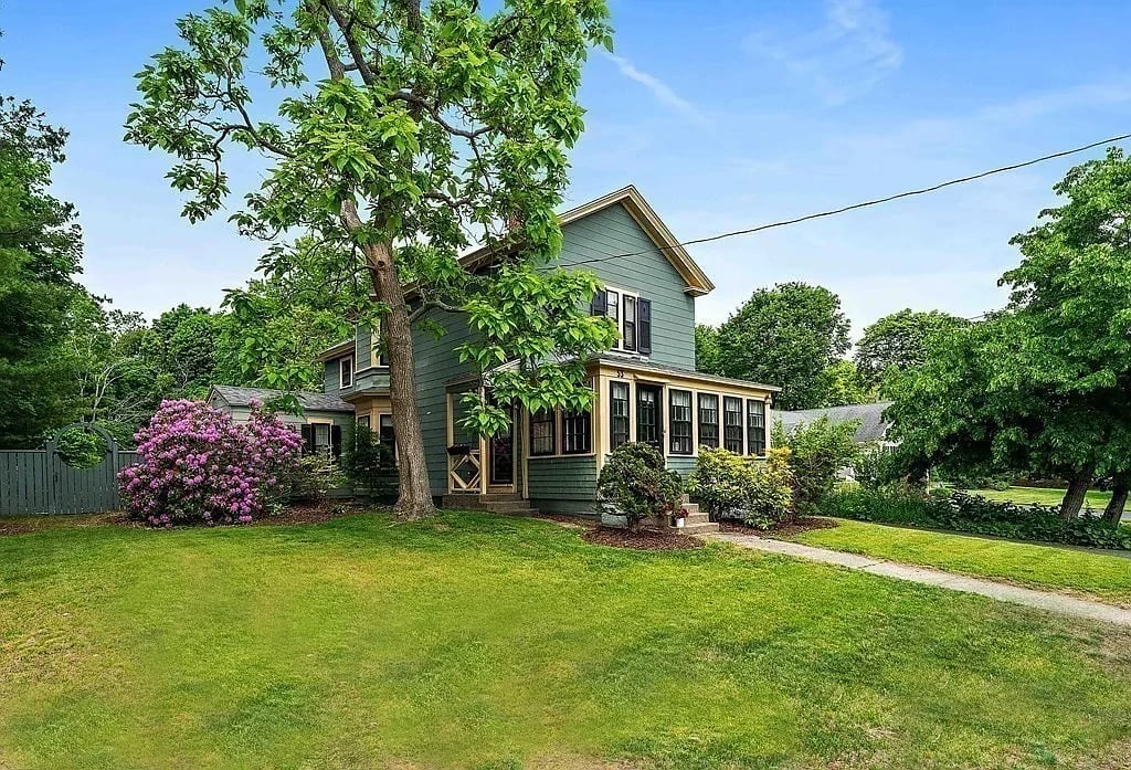 53 Frairy St