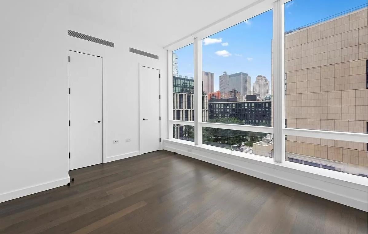 111 Murray Street, Apt 7-B