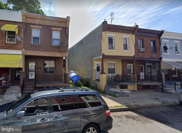 3059 N Stillman St