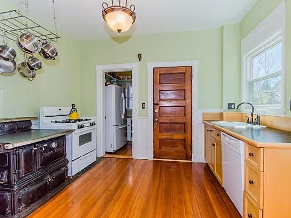 33 Boylston St, #2