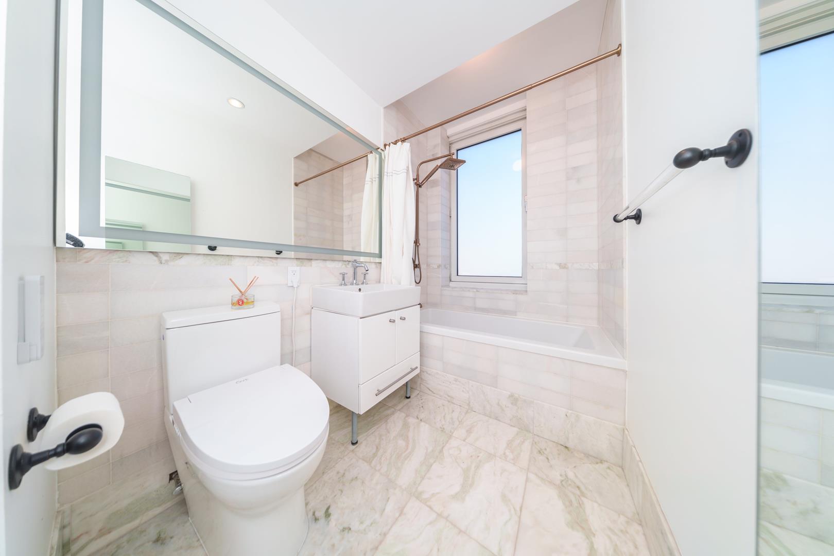 635 West 42nd Street, Apt 8-C